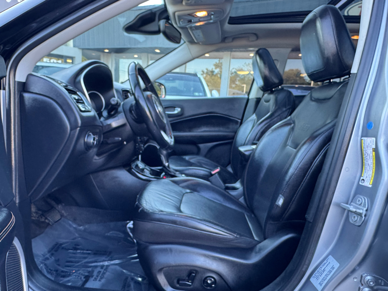 2018 Jeep Compass Limited Image 26 of 59