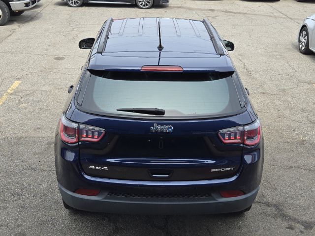 Vehicle image 6 of 15