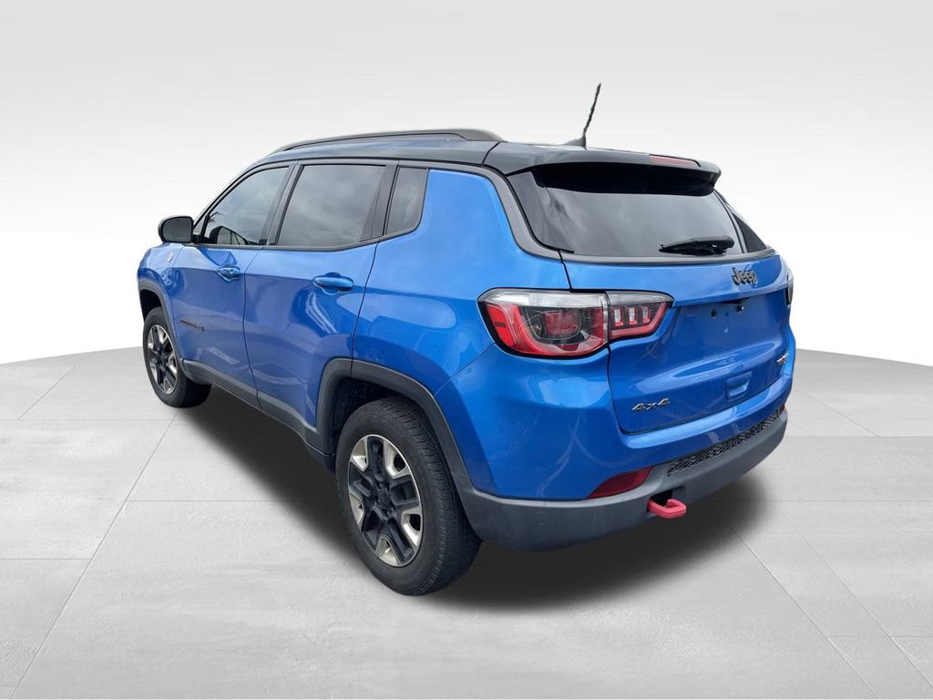 Vehicle image 6 of 22
