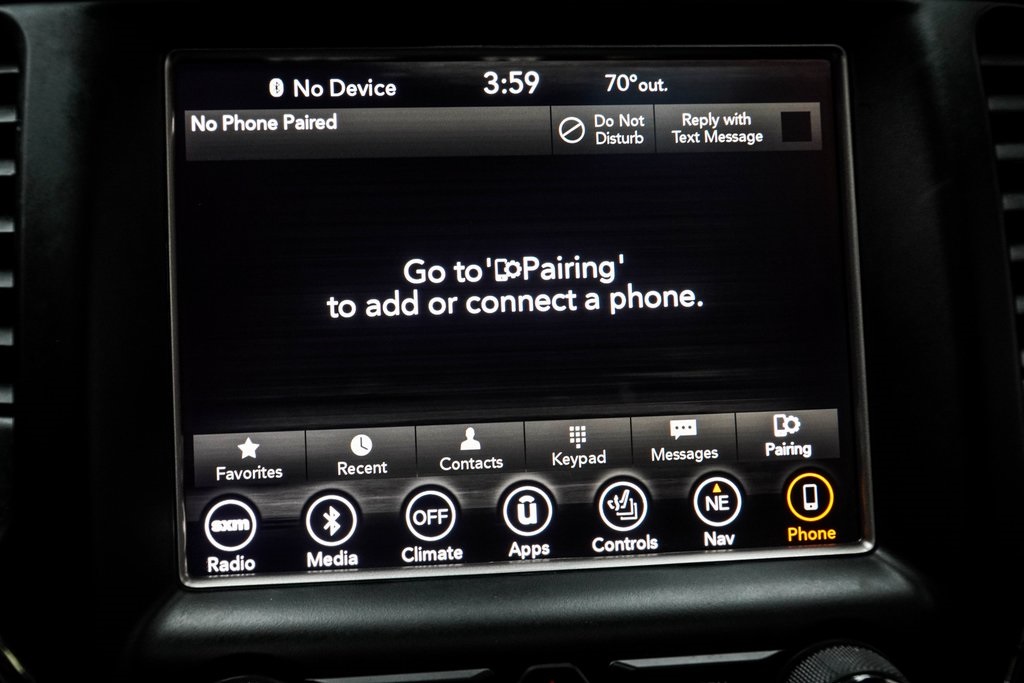 Vehicle image 21 of 39