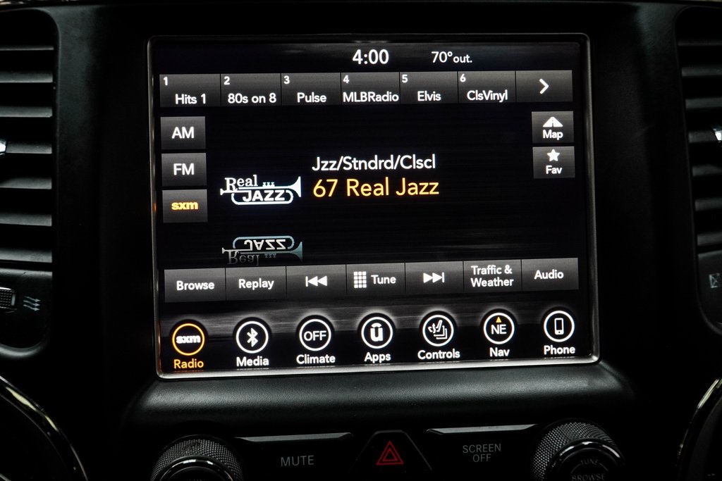 Vehicle image 22 of 39