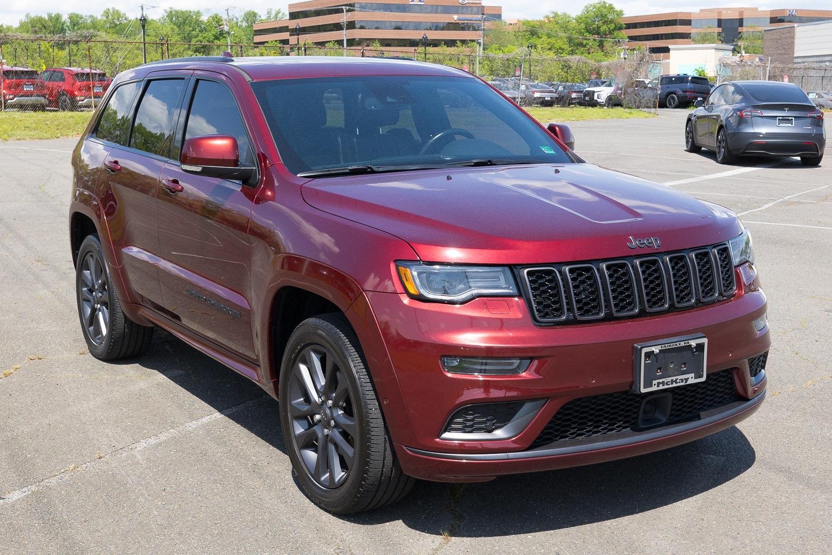 Vehicle image 4 of 27