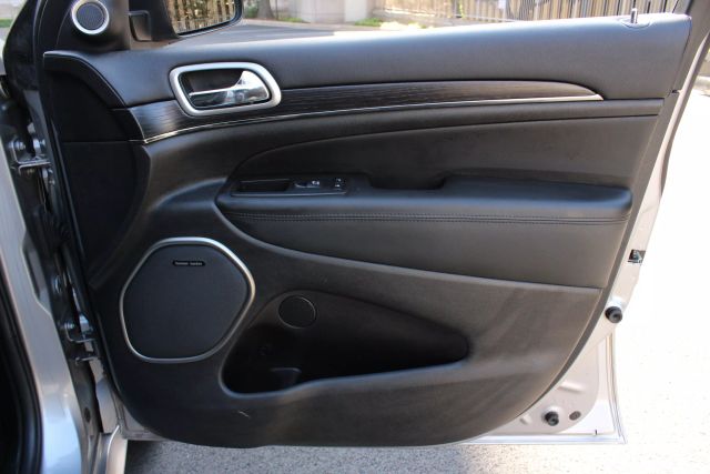 Vehicle image 41 of 55