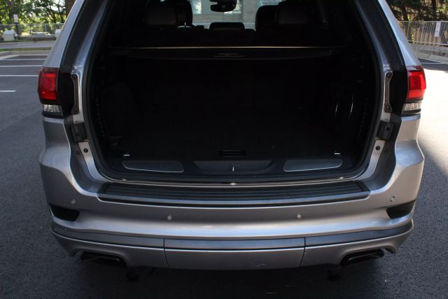 Vehicle image 11 of 55
