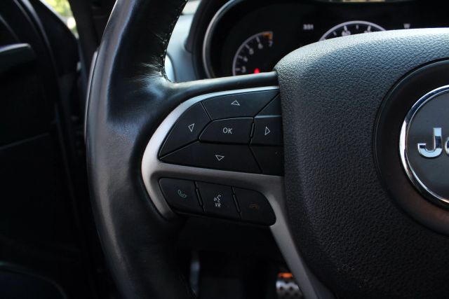 Vehicle image 46 of 55