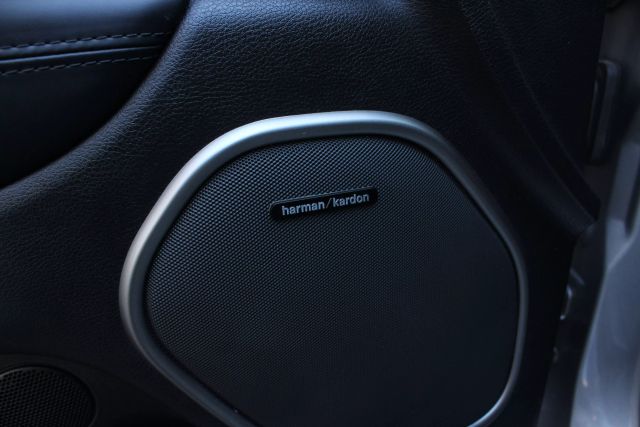 Vehicle image 17 of 55