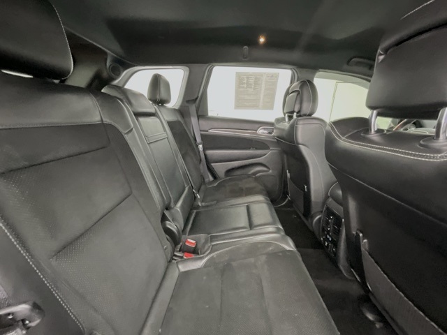 Vehicle image 16 of 30