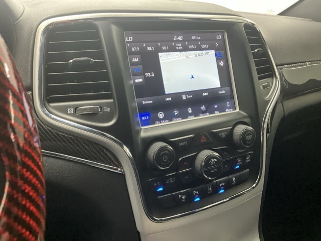 Vehicle image 12 of 30