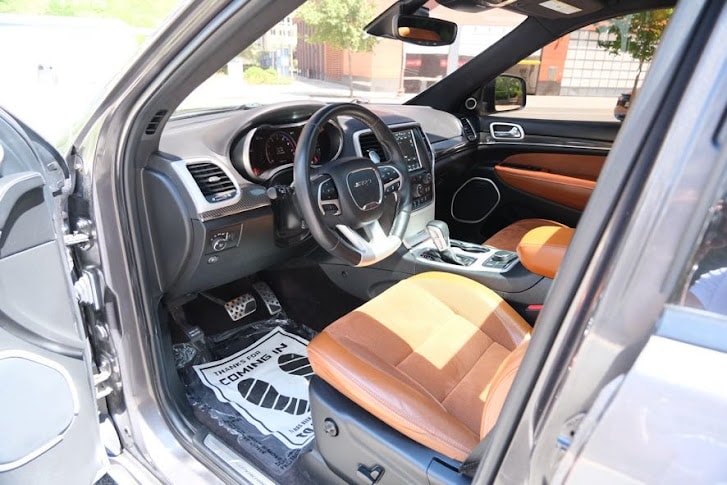 Vehicle image 16 of 43