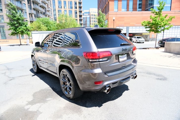 Vehicle image 7 of 43
