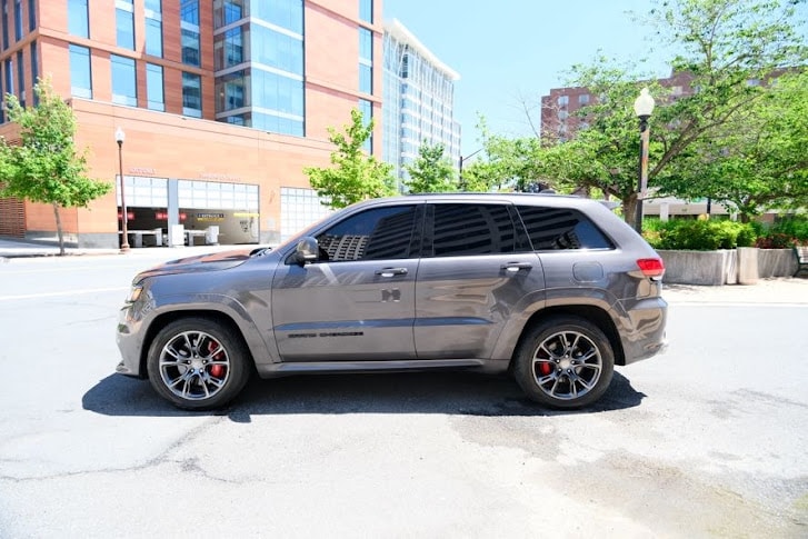 Vehicle image 8 of 43