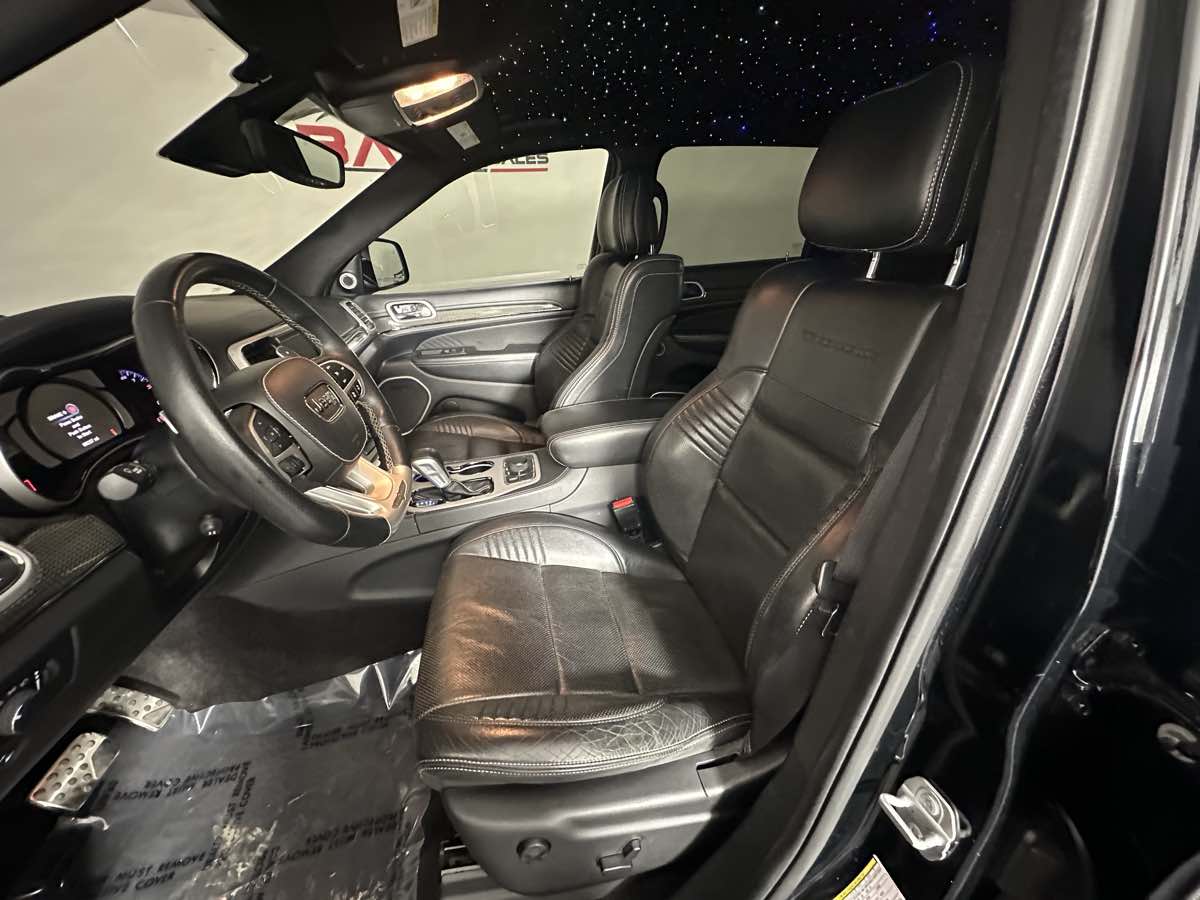 Vehicle image 18 of 55
