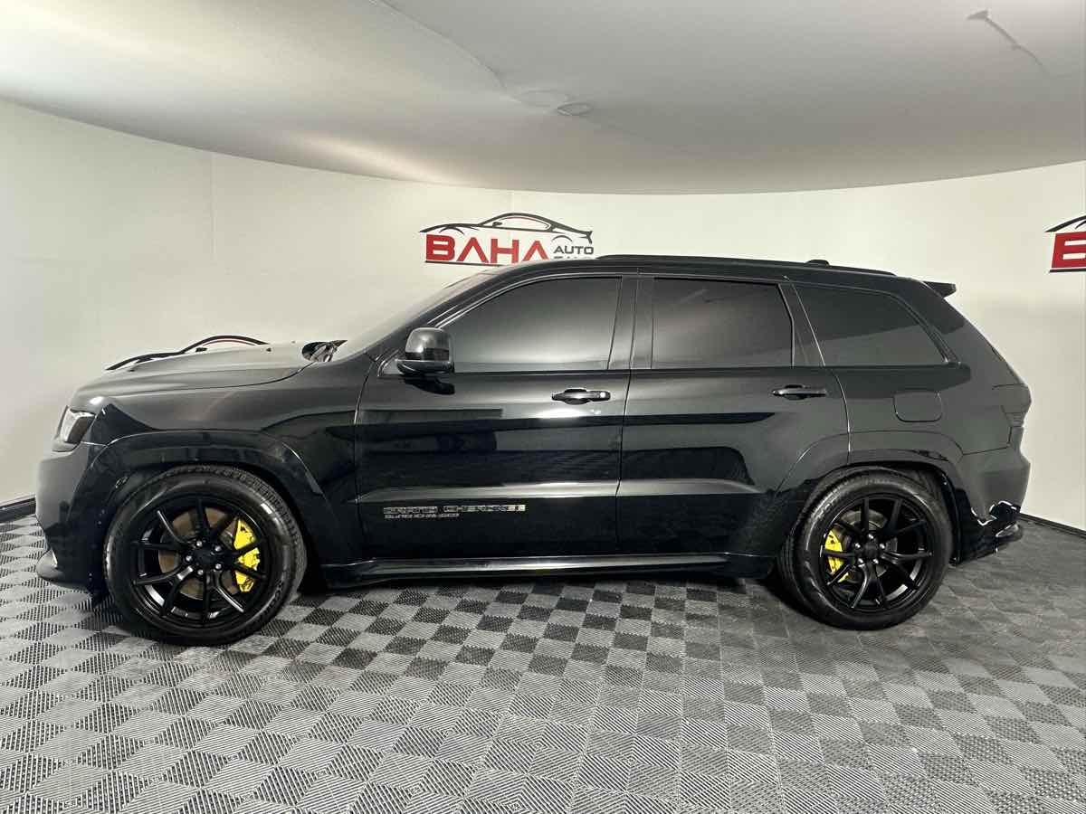 Vehicle image 11 of 55