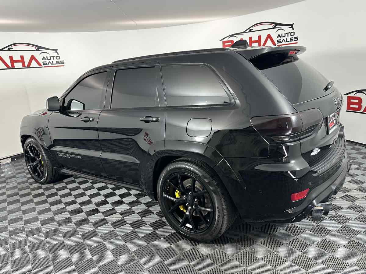 Vehicle image 9 of 55