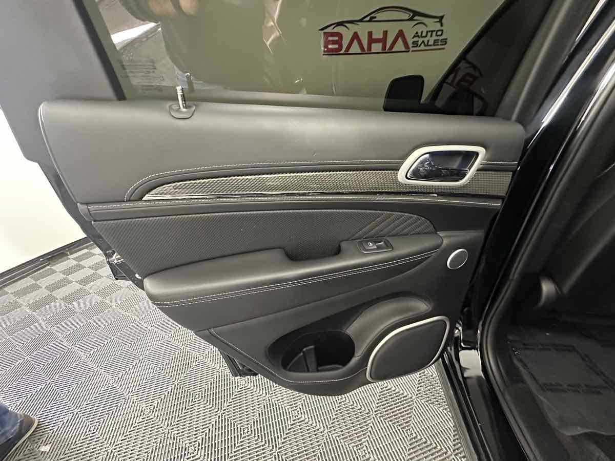 Vehicle image 21 of 55