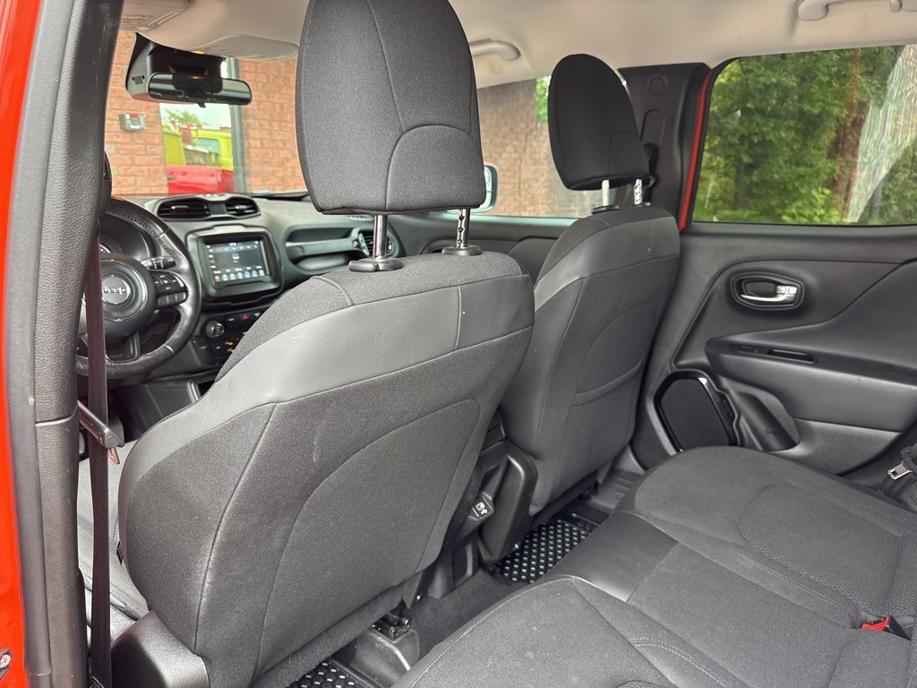 2018 Jeep Renegade Altitude Image 13 of 37