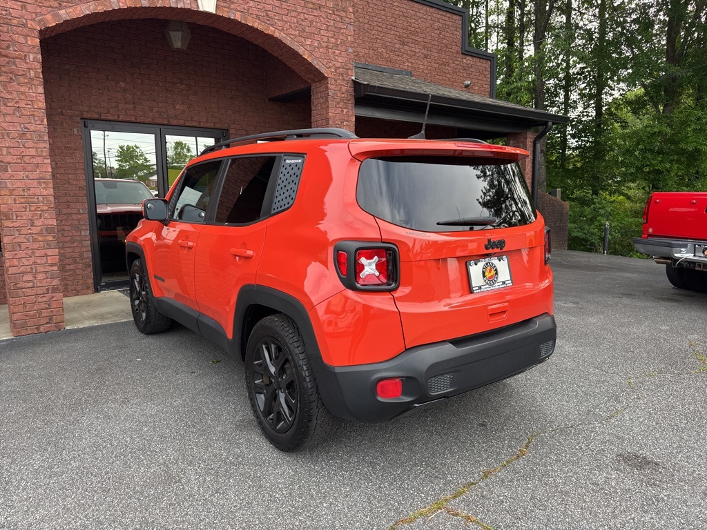 2018 Jeep Renegade Altitude Image 7 of 37