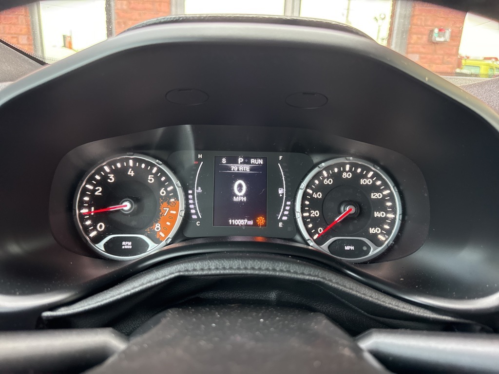 2018 Jeep Renegade Altitude Image 9 of 37