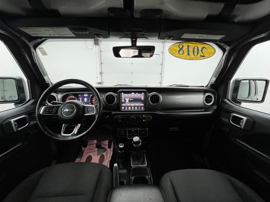 2018 Jeep Wrangler Unlimited Sahara Image 19 of 37