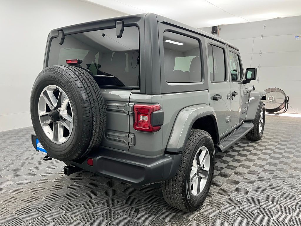 2018 Jeep Wrangler Unlimited Sahara Image 5 of 37