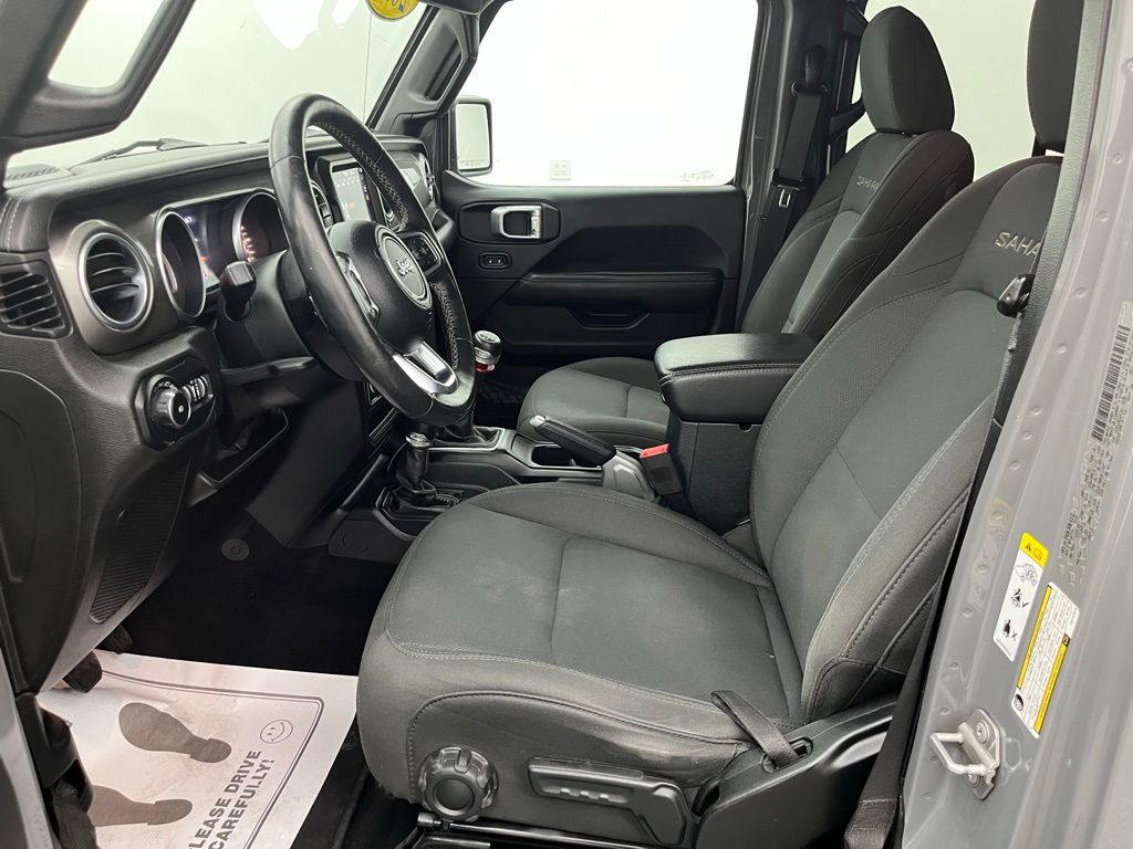 2018 Jeep Wrangler Unlimited Sahara Image 13 of 37