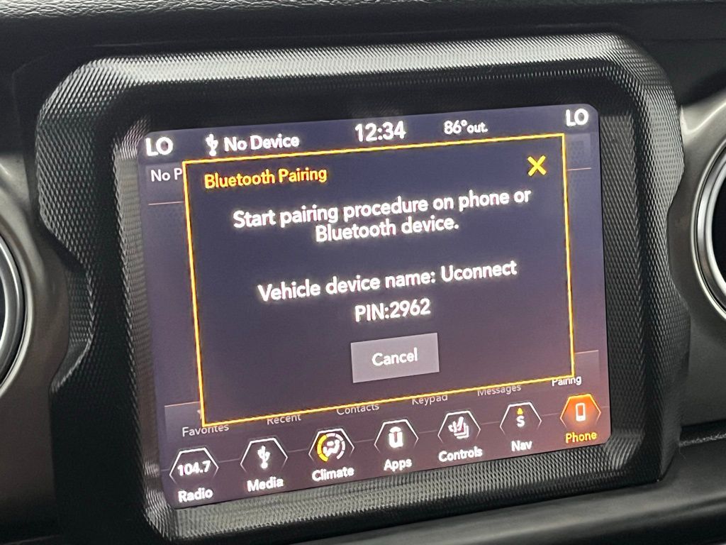 2018 Jeep Wrangler Unlimited Sahara Image 27 of 37