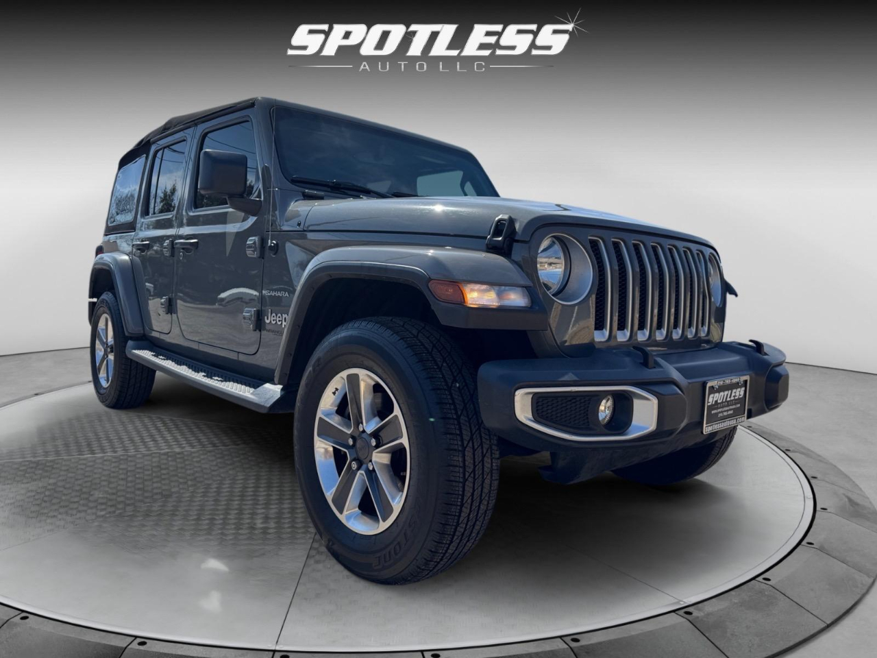 Vehicle image 5 of 28