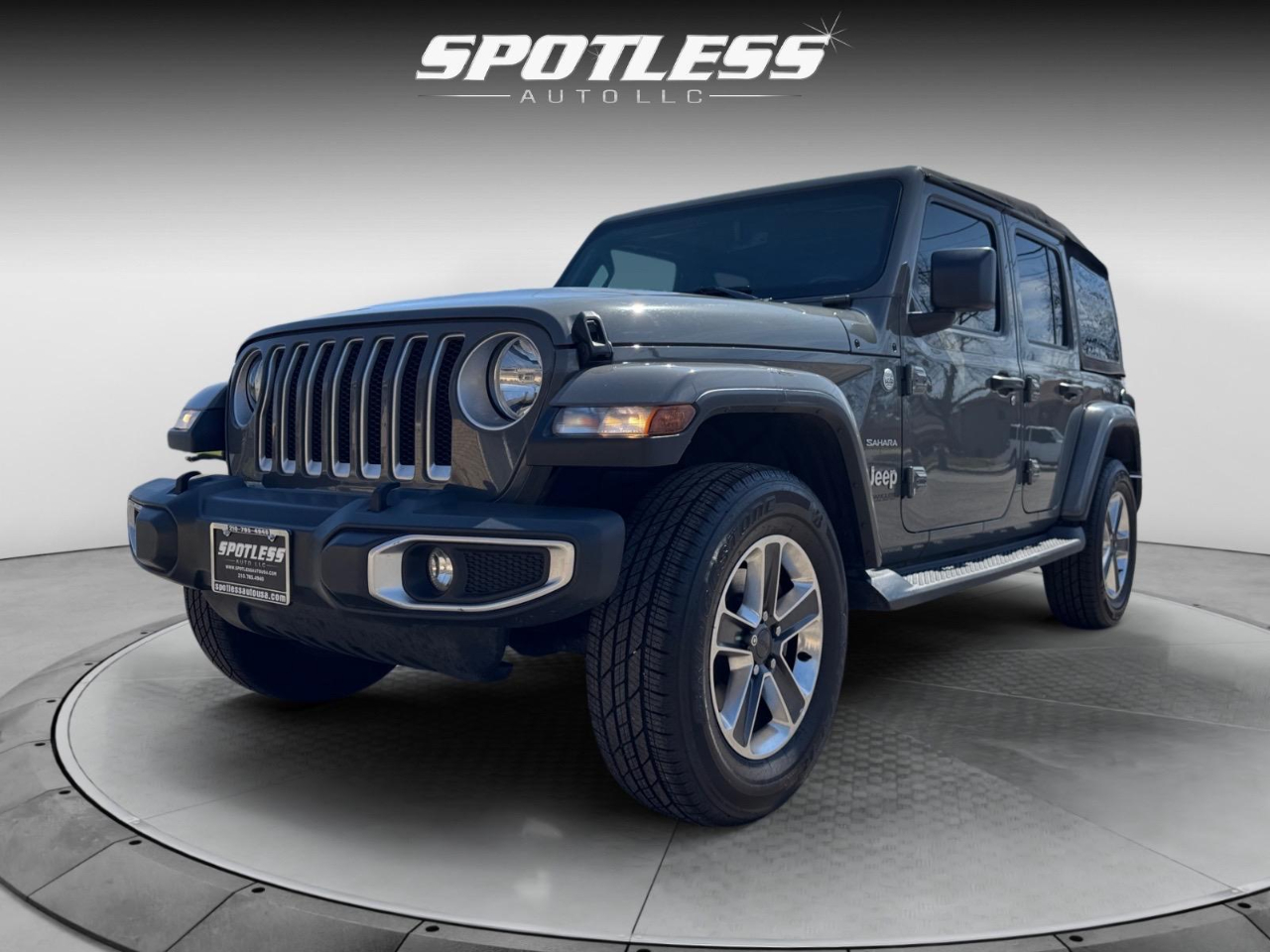 Vehicle image 2 of 28