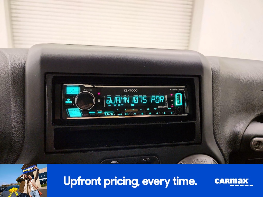 2018 Jeep Wrangler JK Unlimited Sport S Image 13 of 20