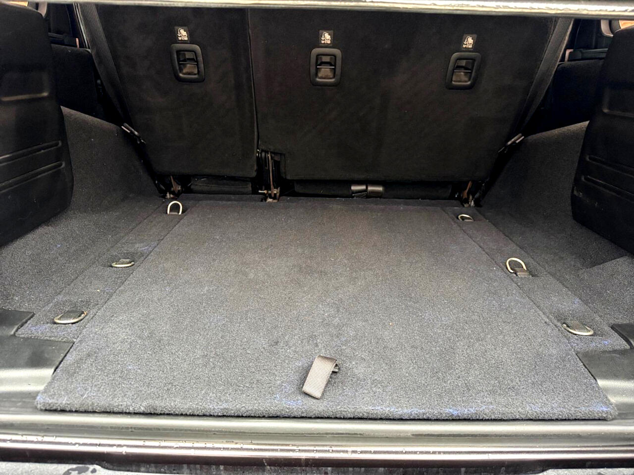 Vehicle image 25 of 27