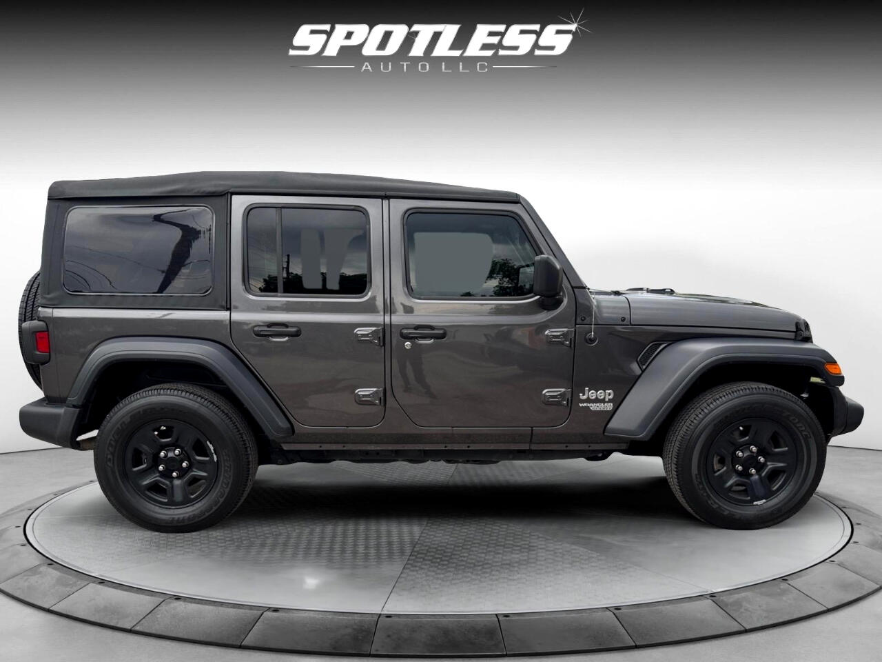 Vehicle image 6 of 27