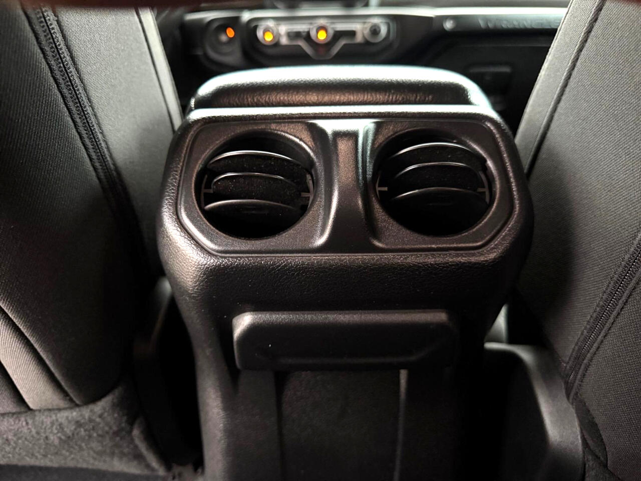 Vehicle image 24 of 27