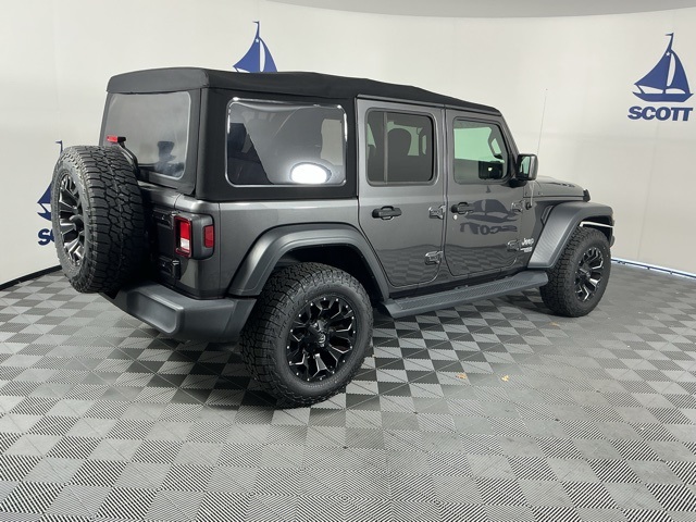 2018 Jeep Wrangler Unlimited Sport S Image 4 of 27