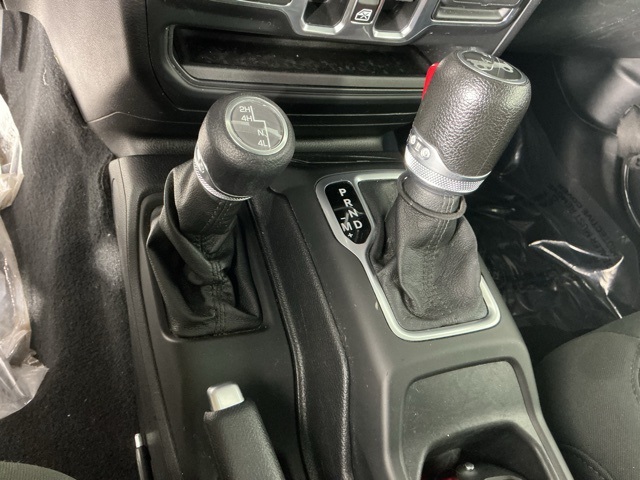 2018 Jeep Wrangler Unlimited Sport S Image 19 of 27