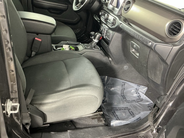 2018 Jeep Wrangler Unlimited Sport S Image 14 of 27