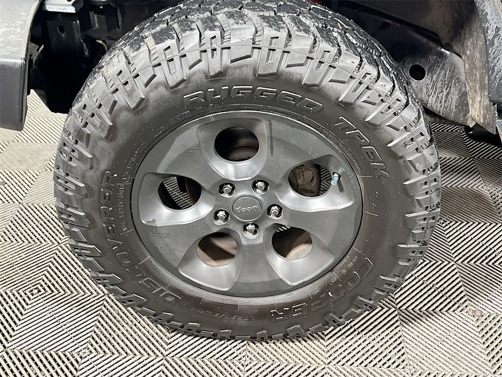 2018 Jeep Wrangler JK Unlimited Sahara Image 9 of 33