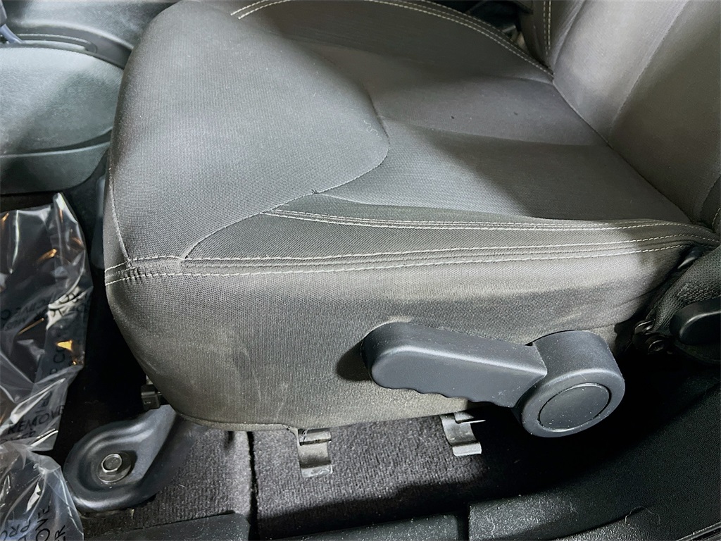 2018 Jeep Wrangler JK Unlimited Sahara Image 32 of 33