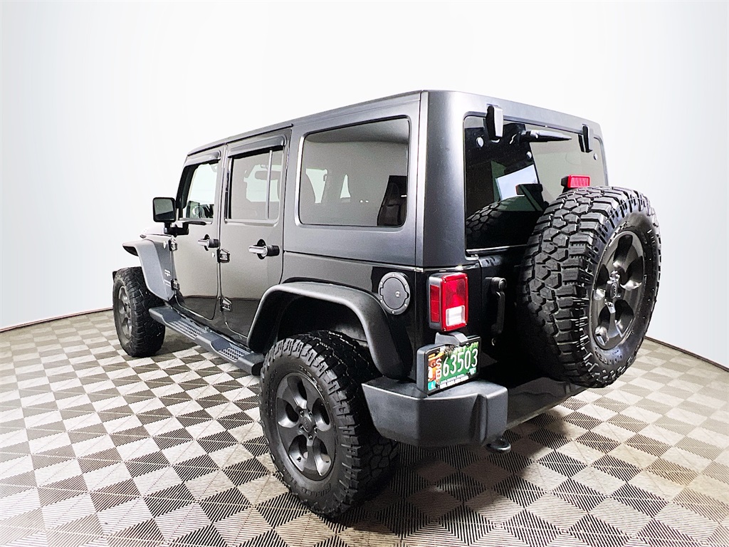 2018 Jeep Wrangler JK Unlimited Sahara Image 6 of 33
