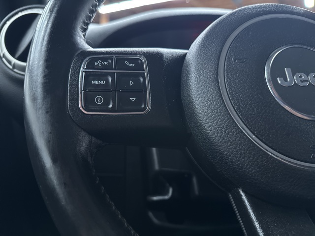 2018 Jeep Wrangler JK Unlimited Sahara Image 21 of 27