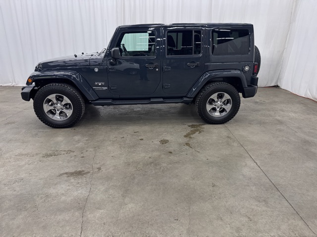 2018 Jeep Wrangler JK Unlimited Sahara Image 8 of 27