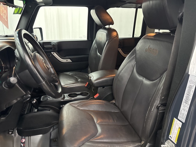 2018 Jeep Wrangler JK Unlimited Sahara Image 16 of 27