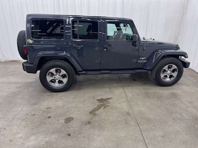2018 Jeep Wrangler JK Unlimited Sahara Image 4 of 27