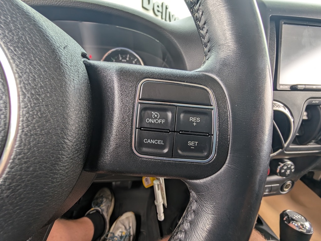 2018 Jeep Wrangler JK Unlimited Sahara Image 17 of 37