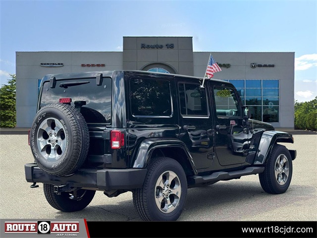2018 Jeep Wrangler JK Unlimited Sahara Image 4 of 28