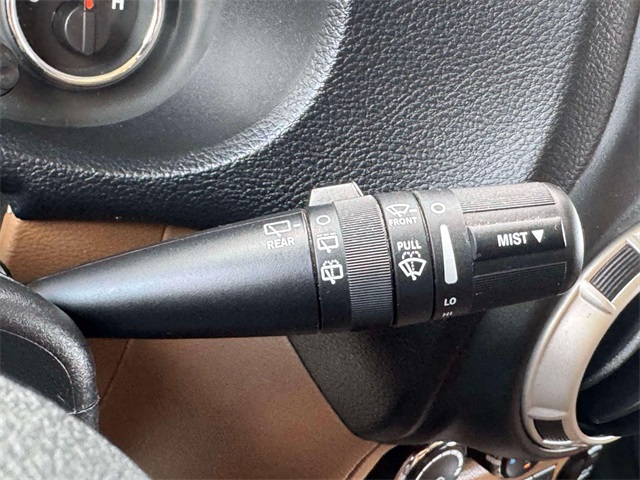 2018 Jeep Wrangler JK Unlimited Sahara Image 20 of 28