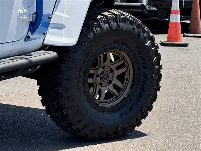 Vehicle image 19 of 57