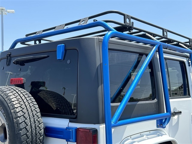 Vehicle image 21 of 57
