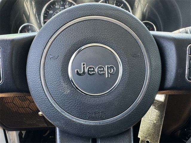 Vehicle image 40 of 57