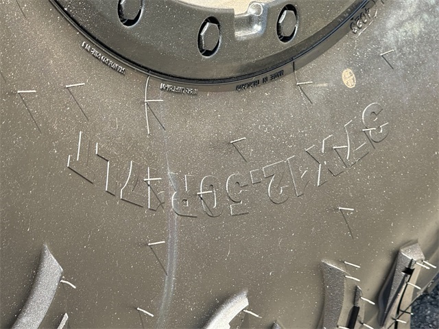 Vehicle image 16 of 57