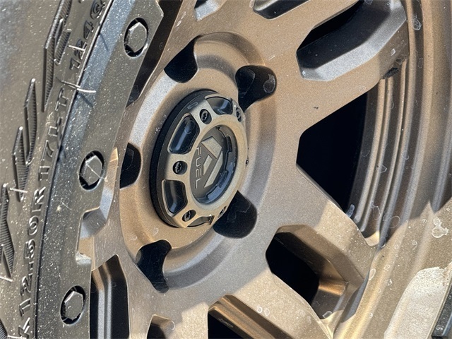 Vehicle image 15 of 57
